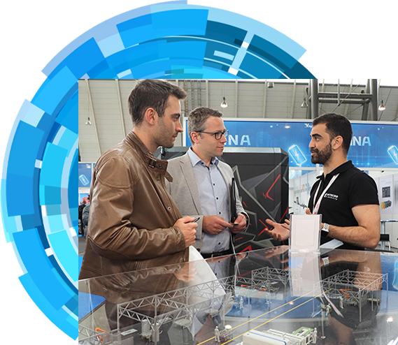 Exhibitor speaking to customers at The Battery Show Europe